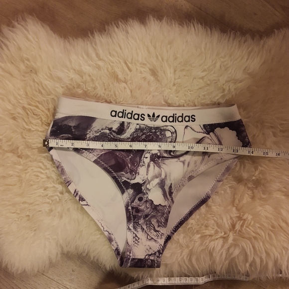 Bikini bottom 🌪️ - Picture 4 of 10